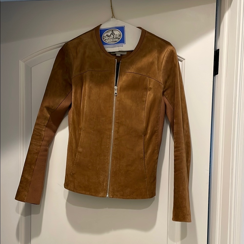 Camel Leather Jacket with Stand-Up Collar and Fitted Silhouette
